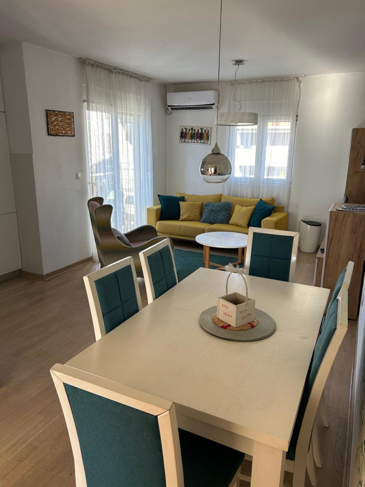 Ana'S 2 Bedrooms Lovely Flat Podgorica Exteriör bild